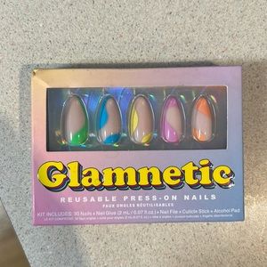 Glamnetic Reusable Press-On Nails
